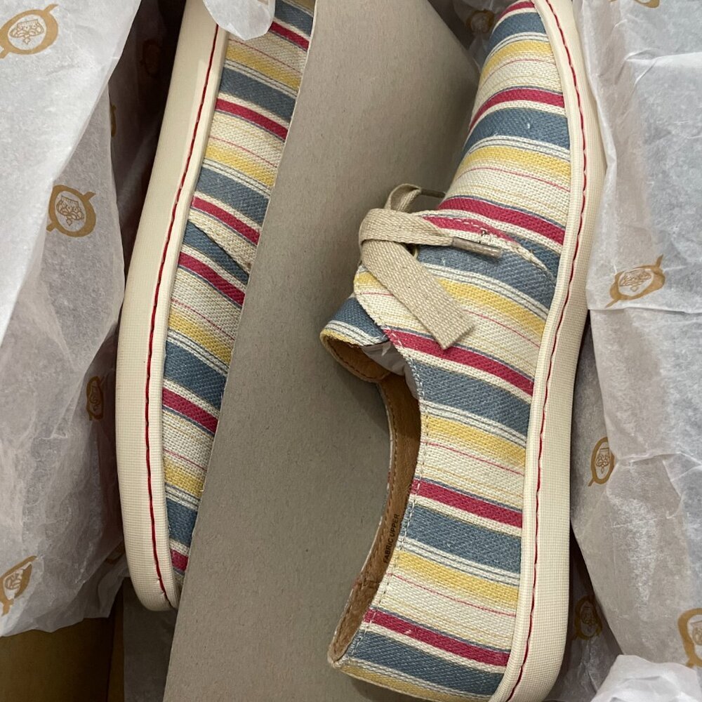Born Datil Striped Canvas Sneakers Size 6 - Picture 10 of 10